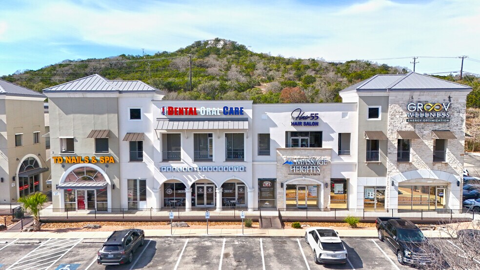 More Photos Of 23535 W IH-10, San Antonio General Retail For Sale