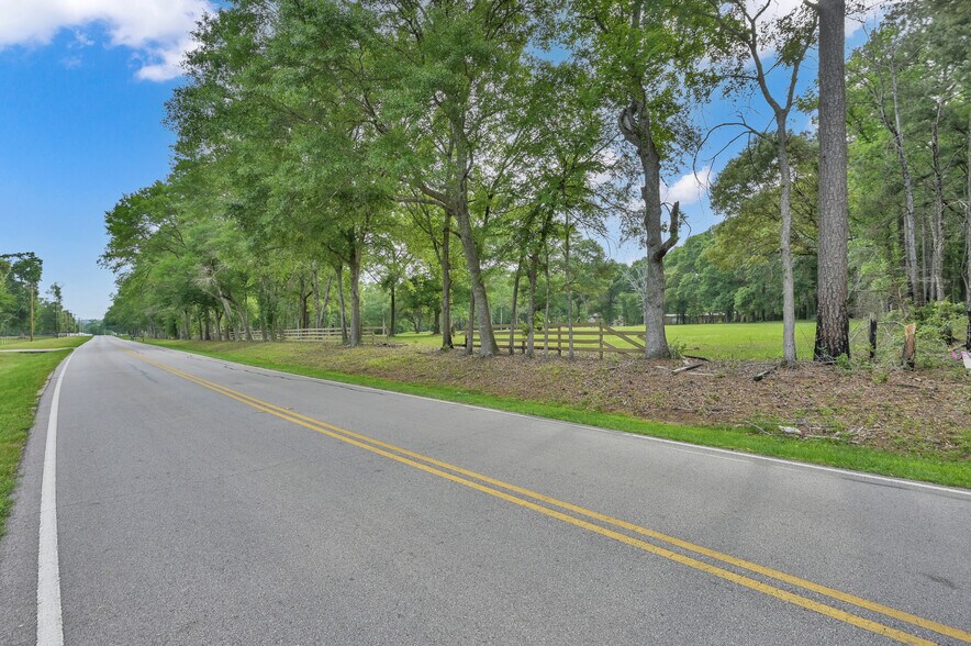 More Photos Of 17691 Rogers Rd, New Waverly Land For Sale