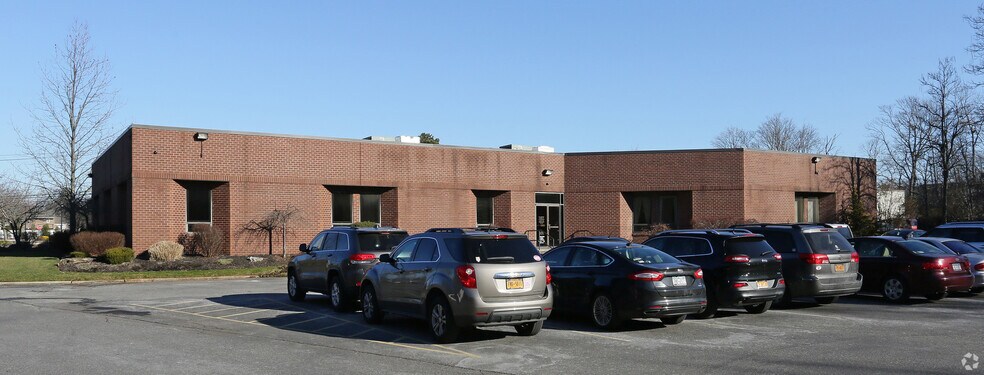 More Photos Of 500 Montauk Hwy, West Islip Medical For Lease