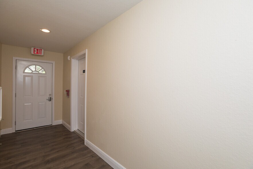 More Photos Of 915 E Palmetto St, Lakeland Apartments For Sale