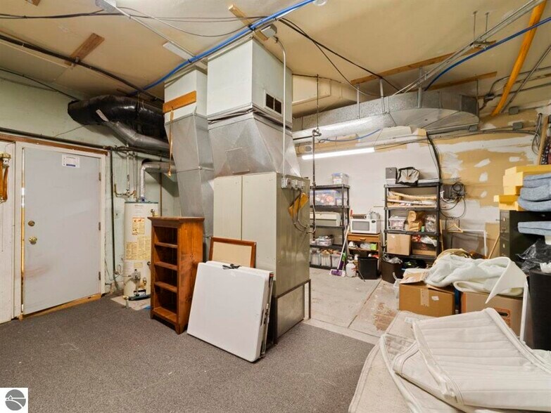 More Photos Of 180 S Benzie Blvd, Beulah Storefront Retail Office For Sale