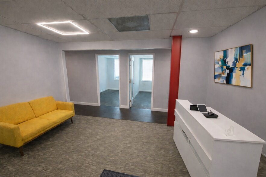 More Photos Of 757 Frederick Rd, Catonsville Medical For Lease