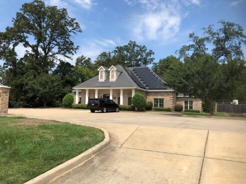 Primary Photo Of 9335 Ellerbe Rd, Shreveport General Retail For Lease