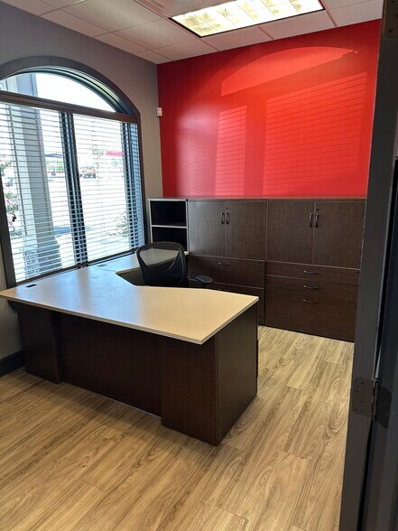 More Photos Of 5 W Forrest Rd, Fort Oglethorpe Storefront For Sale