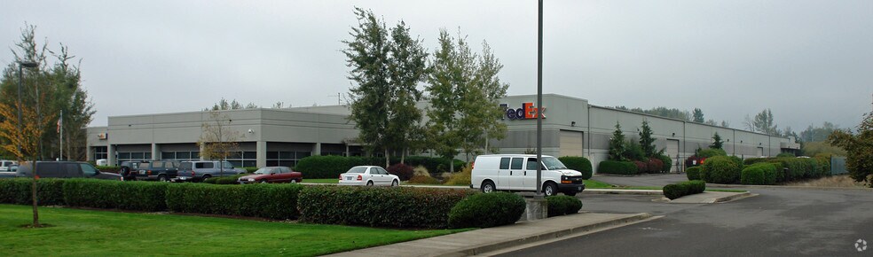 More Photos Of 700 International Way, Springfield Flex For Lease