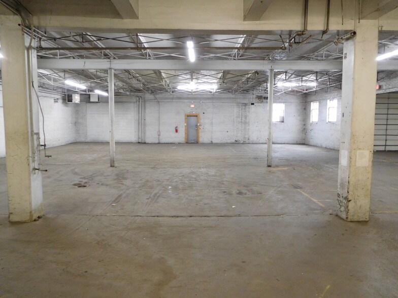 More Photos Of 1200 Morgantown Ave, Fairmont Warehouse For Sale