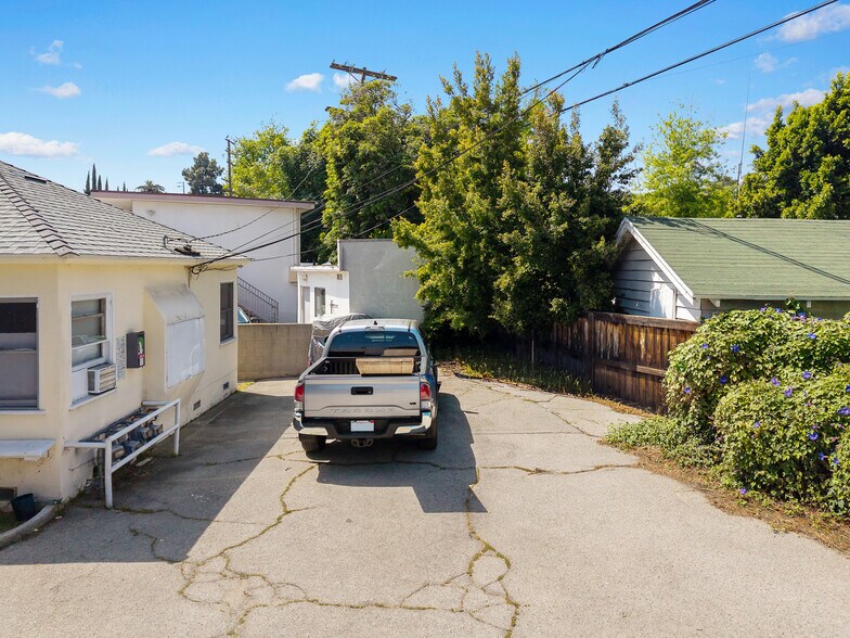 More Photos Of 4401-4403 Westdale Ave, Los Angeles Apartments For Sale