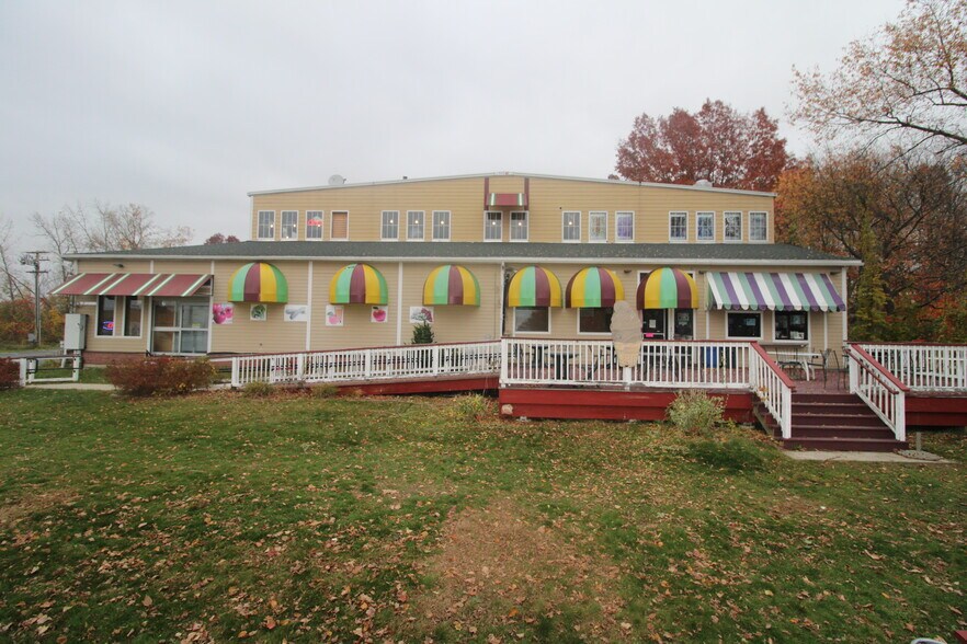 More Photos Of 10 S Maple St, Hadley Storefront Retail Office For Sale