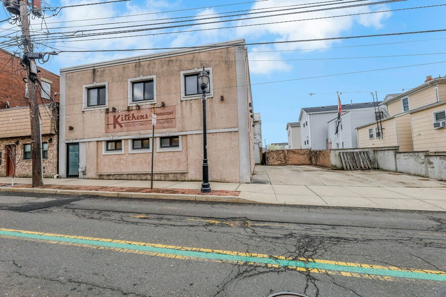 Primary Photo Of 209-211 Central Ave, East Newark Manufacturing For Sale