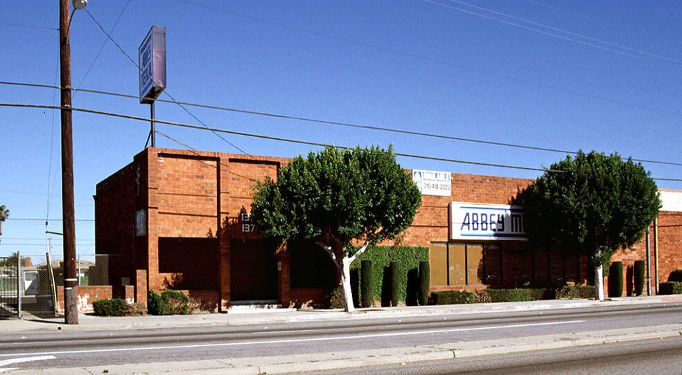 More Photos Of 13780 S Crenshaw Blvd, Gardena Warehouse For Sale