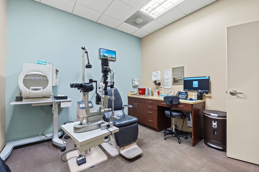 More Photos Of 6705 S Red Rd, Coral Gables Office Residential For Lease