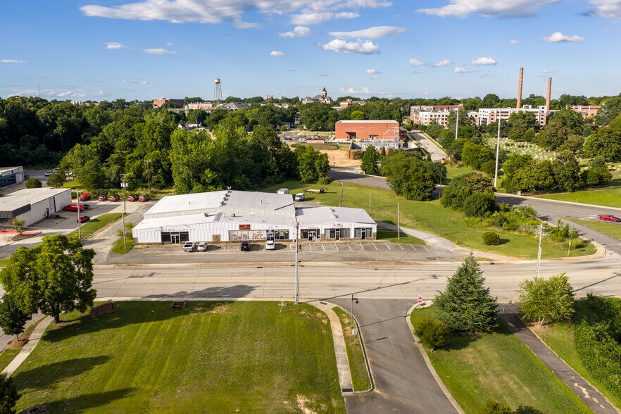 Primary Photo Of 650 W Main St, Rock Hill Flex For Sale