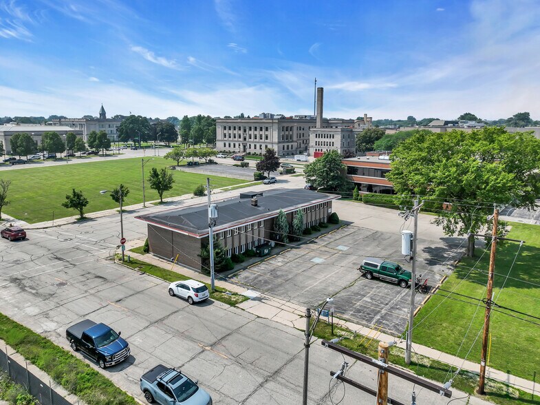 More Photos Of 800 55th St, Kenosha Skilled Nursing Facility For Lease