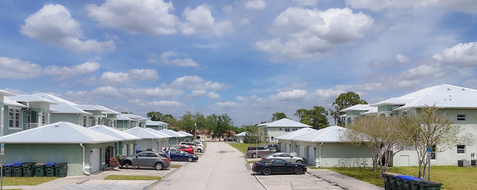 More Photos Of 4520 S Biscayne Dr, North Port Apartments For Sale