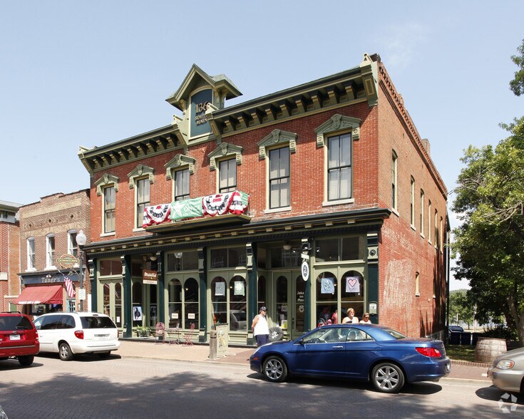 Primary Photo Of 136 S Main St, Saint Charles Storefront Retail Office For Lease