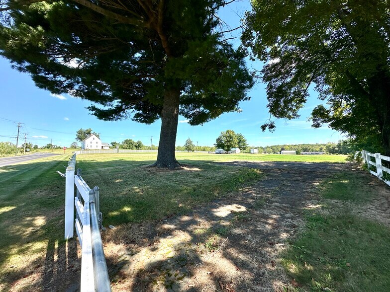 More Photos Of 10 Russell Rd, East Granby Land For Sale