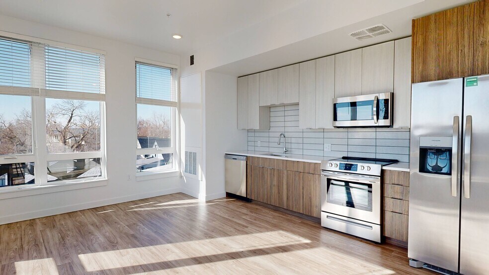 More Photos Of 1190 S Pennsylvania St, Denver Apartments For Sale