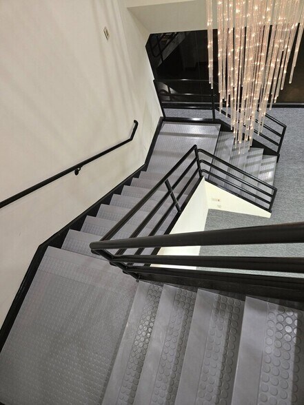 More Photos Of 850 High St, Holyoke Medical For Lease