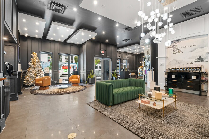 More Photos Of 2052 NW Miami Ct, Miami Flex For Lease