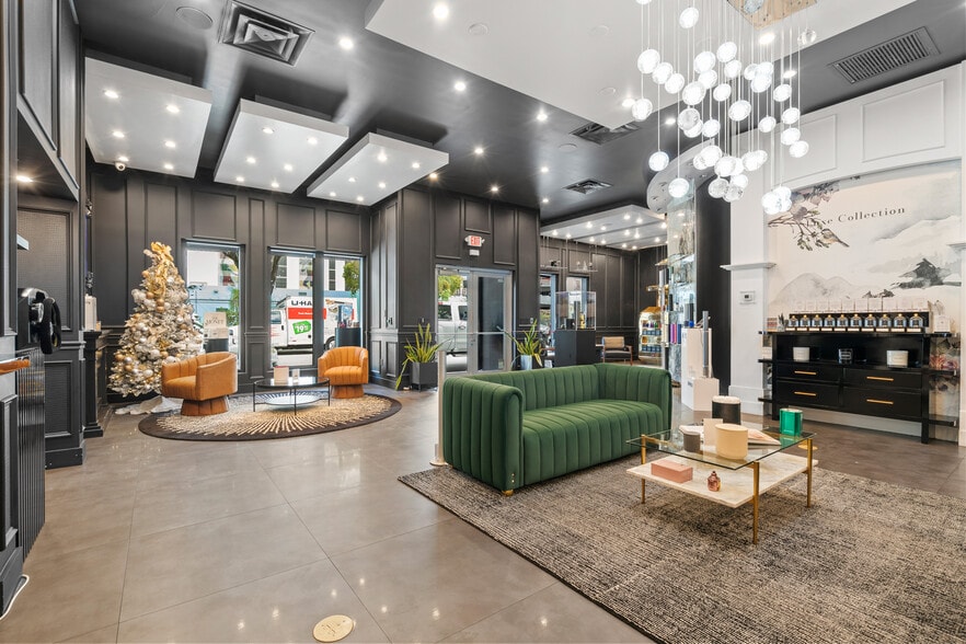 More Photos Of 2052 NW Miami Ct, Miami Flex For Lease