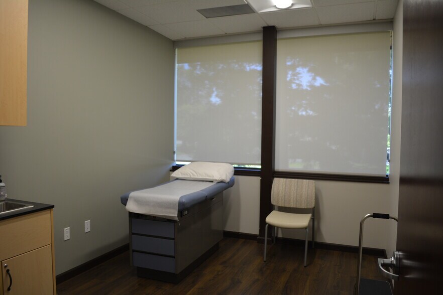 More Photos Of 100 N Wiget Ln, Walnut Creek Medical For Lease