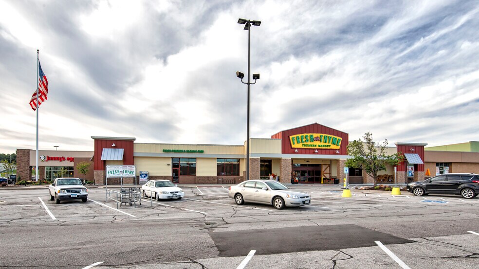 More Photos Of 13215-13483 W Center Rd, Omaha Unknown For Lease