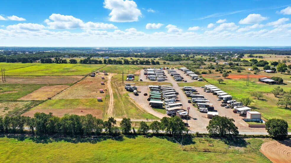 More Photos Of 351 My Ln, Millsap Trailer Camper Park For Sale