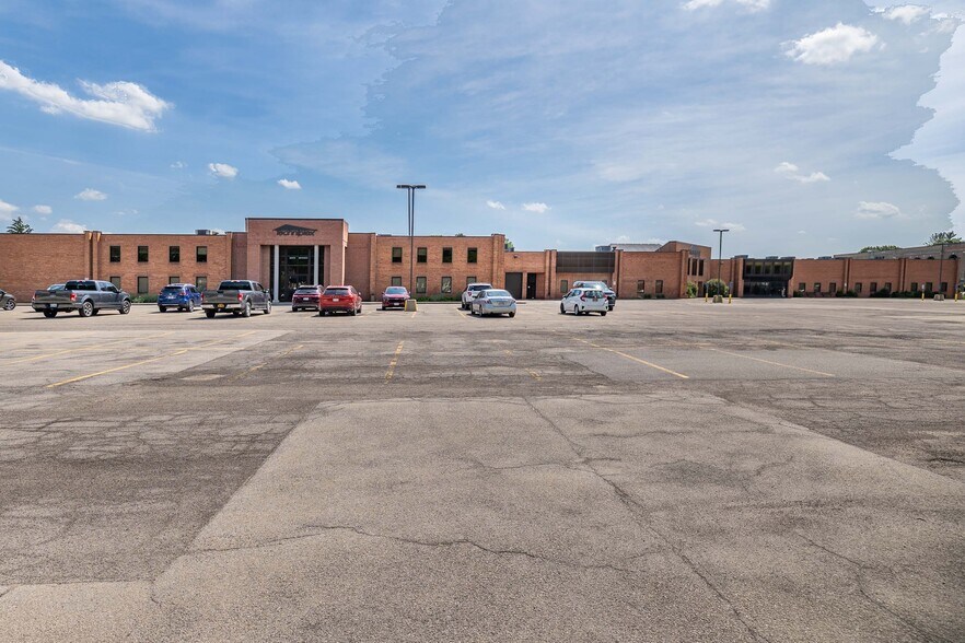 More Photos Of 300 Main St, East Rochester Medical For Lease