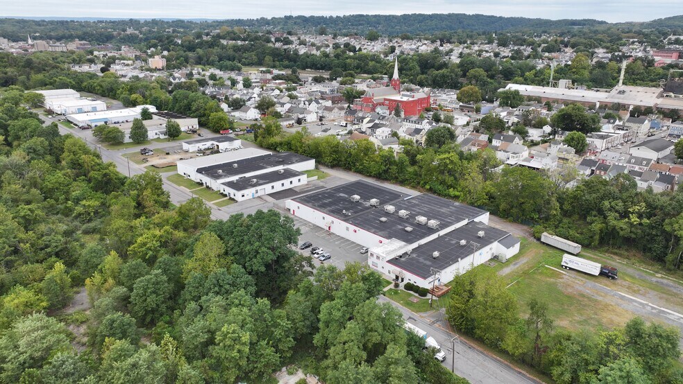 More Photos Of 125-155 Howard St, Phillipsburg Unknown For Lease