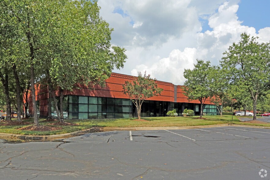 More Photos Of 2000 Aerial Center Pky, Morrisville Unknown For Lease