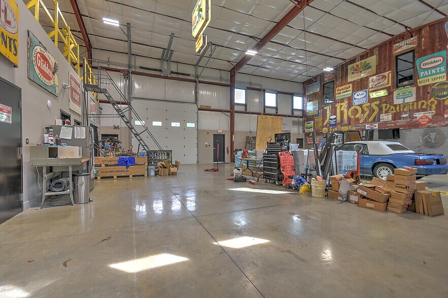 More Photos Of 915 Millennium Ct, Blountville Warehouse For Sale