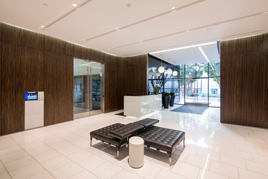 More Photos Of 233 Wilshire Blvd, Santa Monica Office For Lease