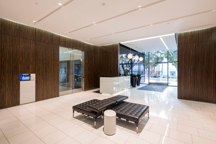 More Photos Of 233 Wilshire Blvd, Santa Monica Office For Lease
