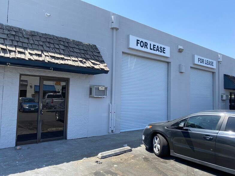 Primary Photo Of 725-785 W Rialto Ave, Rialto Warehouse For Lease