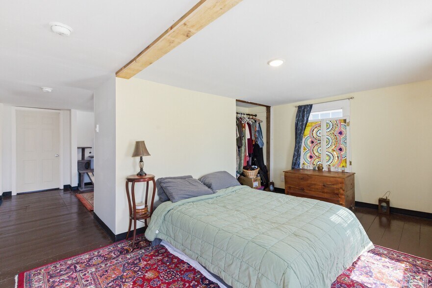 More Photos Of 518 Province Rd, Gilmanton General Retail For Sale
