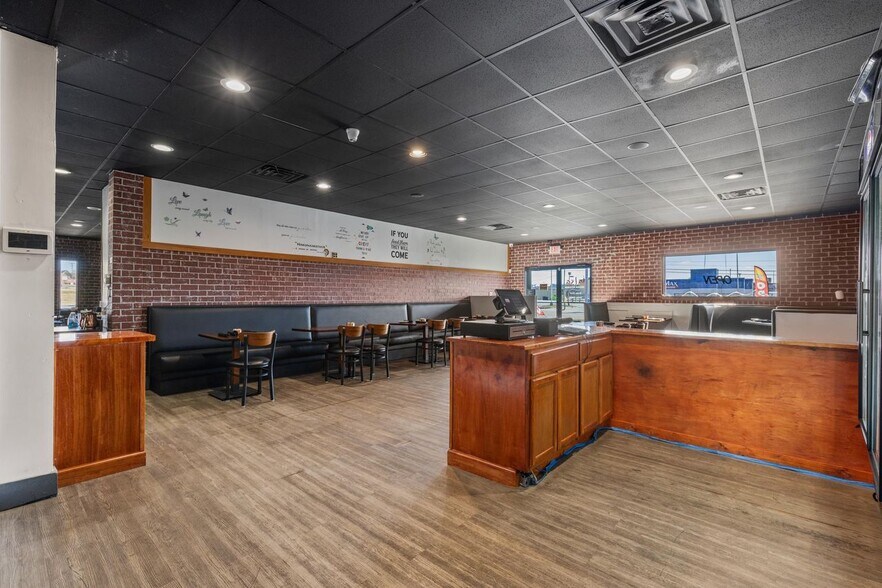 More Photos Of 1716 W Andrew Johnson Hwy, Morristown Restaurant For Sale