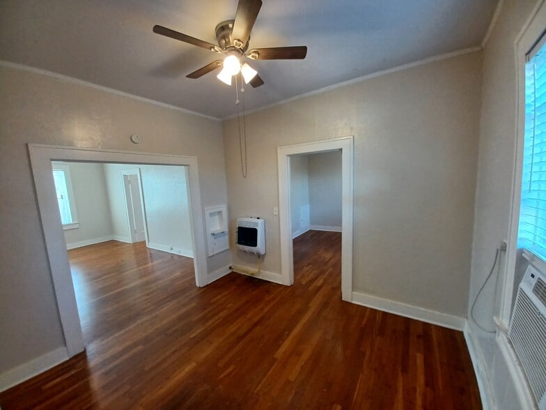 More Photos Of 127 W Magnolia Ave, San Antonio Apartments For Sale