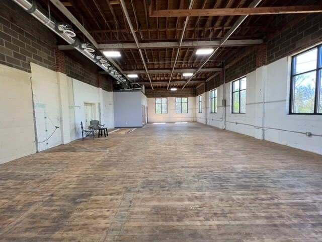 More Photos Of , Hickory Unknown For Sale