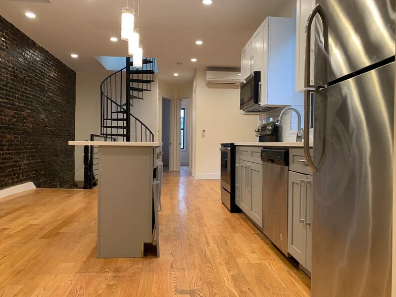 More Photos Of , Ridgewood Unknown For Sale