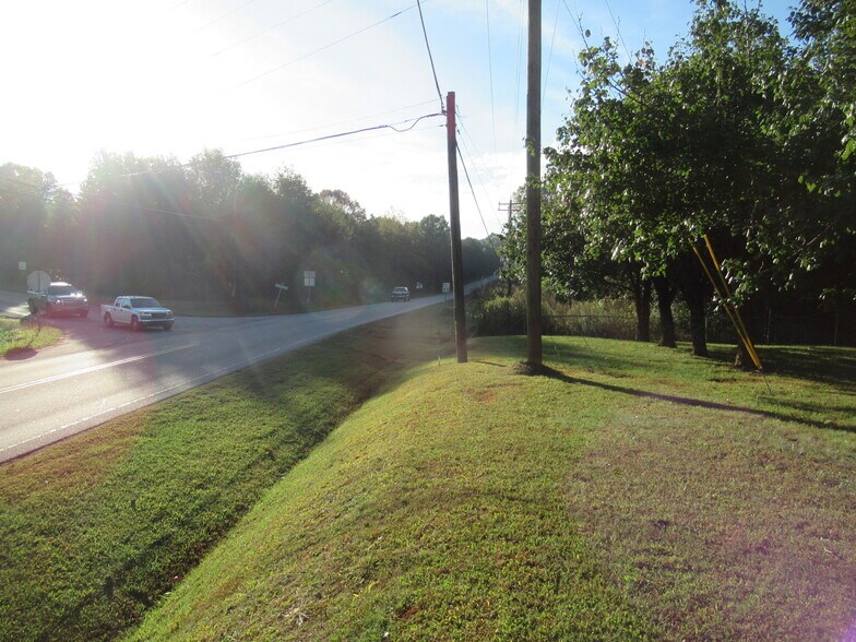 More Photos Of 1704 Gastonia Hwy, Lincolnton Office For Lease