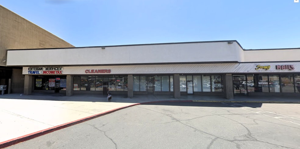 More Photos Of 659-689 W 2nd St, San Bernardino Freestanding For Lease