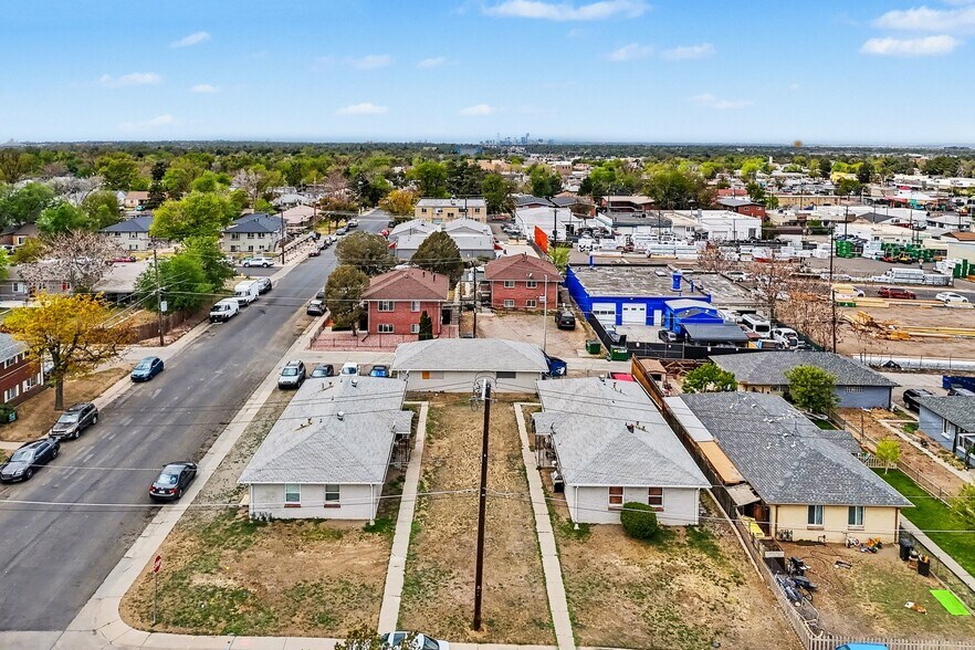More Photos Of , Aurora Multifamily For Sale