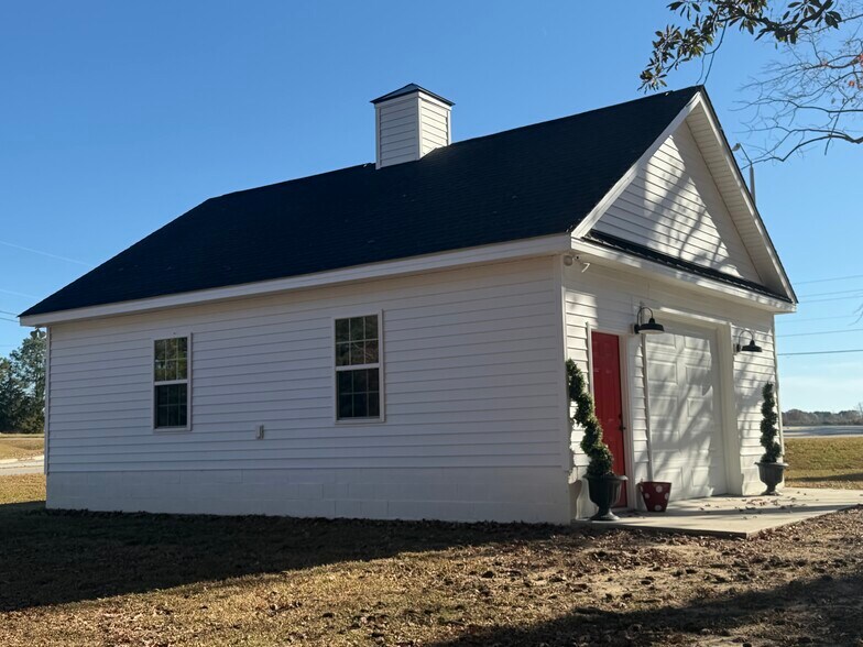 More Photos Of 2090 Eastern Ave, Nashville Office Residential For Sale