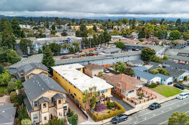 More Photos Of 238 San Lorenzo Blvd, Santa Cruz Apartments For Sale