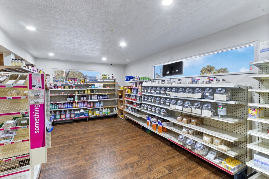 More Photos Of , Winter Haven Office For Sale
