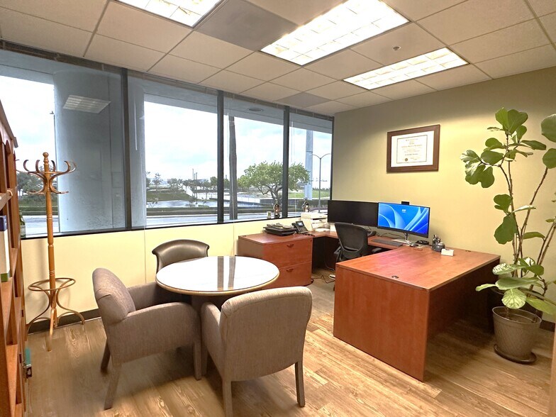More Photos Of 1230 Rosecrans Ave, Manhattan Beach Office For Lease