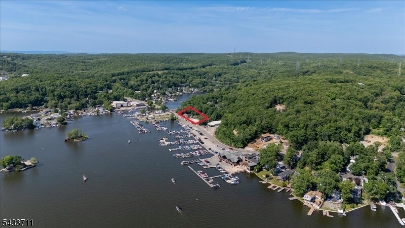 More Photos Of 148 Route 181, Lake Hopatcong Apartments For Sale