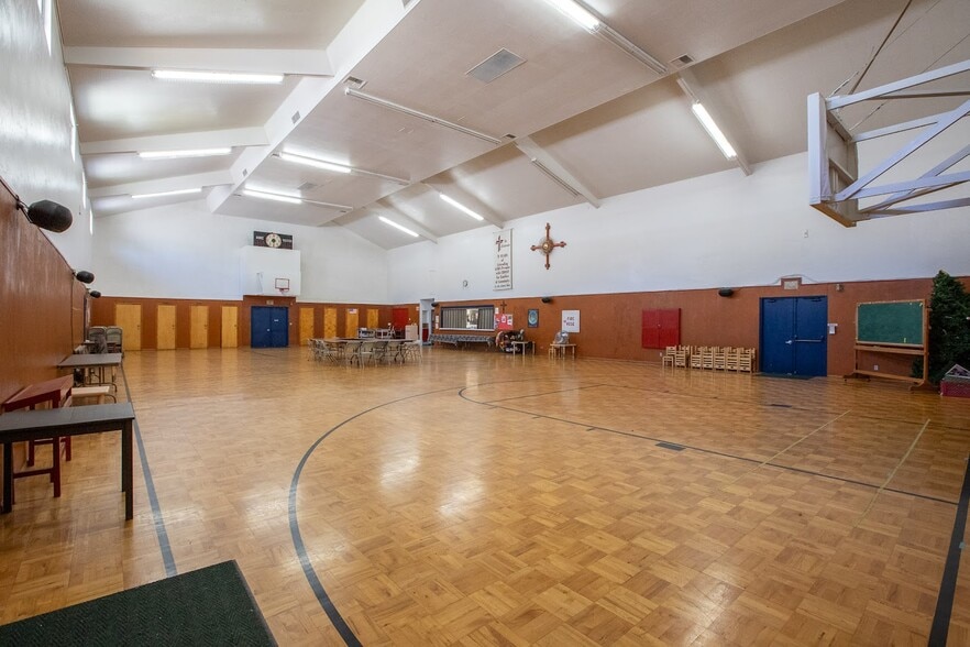 More Photos Of 6698 Orange Ave, Long Beach Religious Facility For Sale