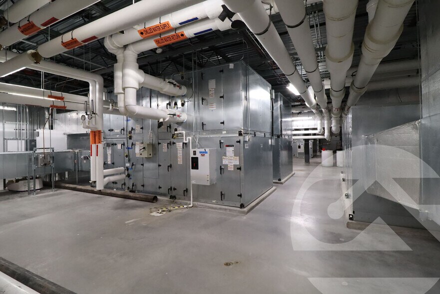 More Photos Of 419 E Pinconning Rd, Pinconning Warehouse For Sale