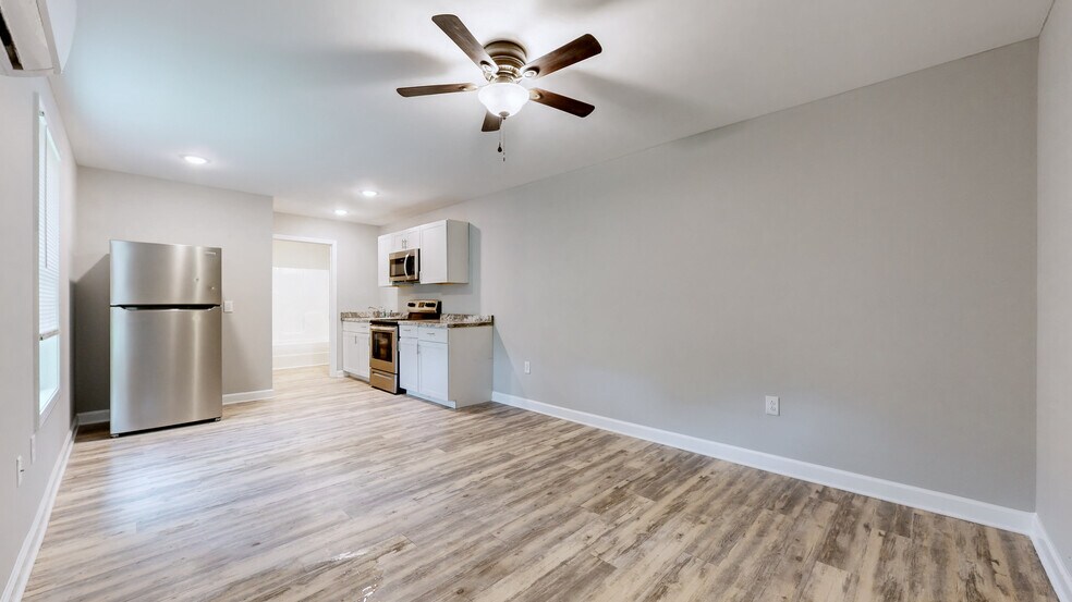 More Photos Of 200 Hubbard Rd, Winchester Apartments For Sale